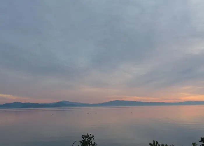 アパート La Moraiola *